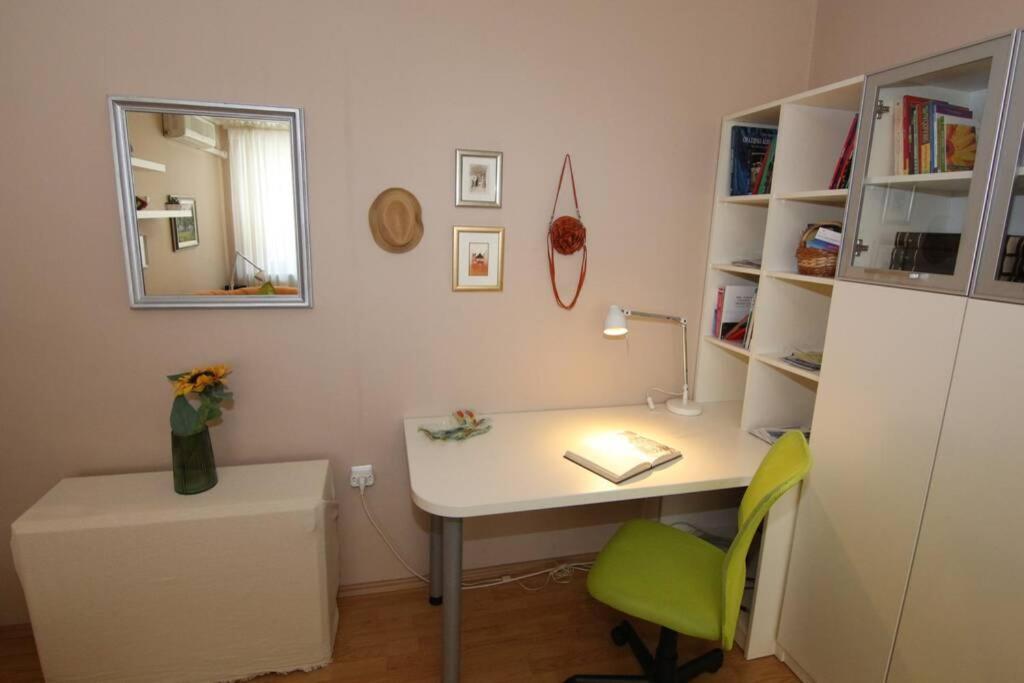 Fast Friend - Cozy Apartment In The Center With Private Garage Rijeka Buitenkant foto